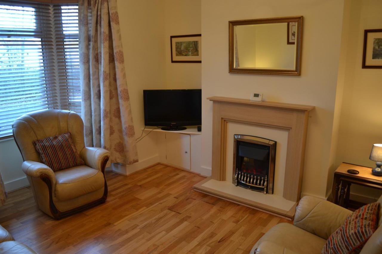 Entire 3 Bedroom House Near Caerphilly Station Exteriör bild